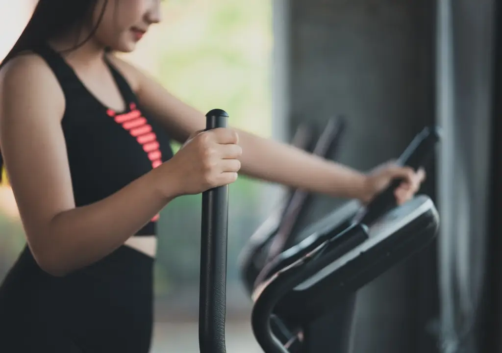 common elliptical workout mistakes